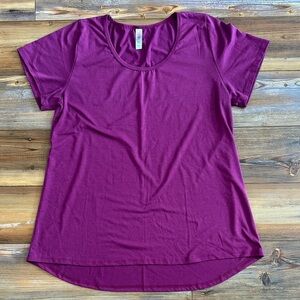 LuLaRoe Deep Purple Classic Tee Short Sleeve Top
